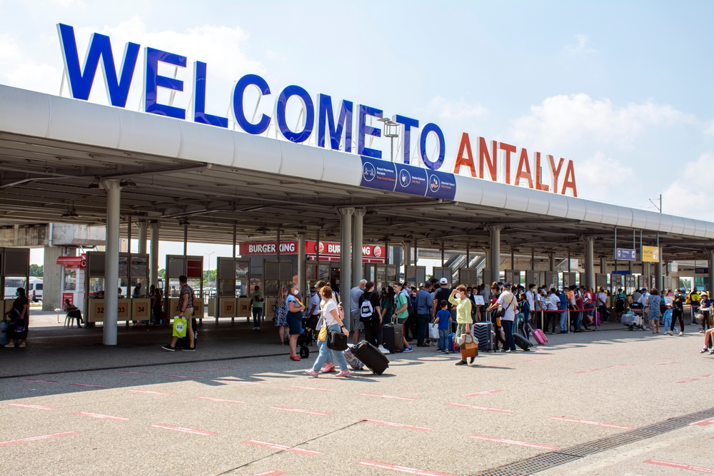 How to Get from Antalya Airport to the City Center