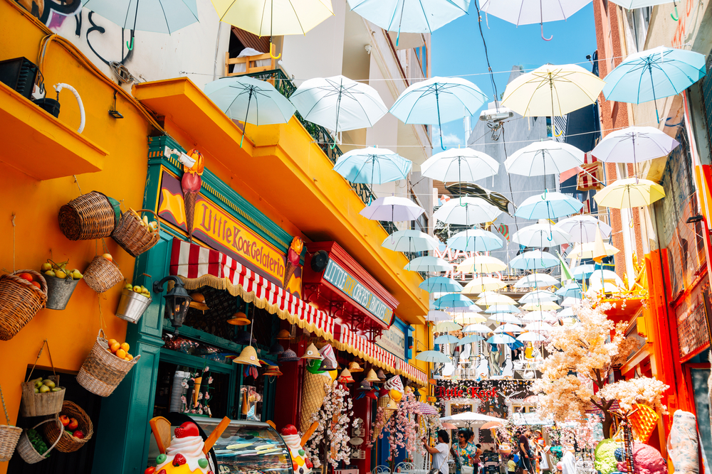 Best Shopping Streets in Athens: Where to Find Brands